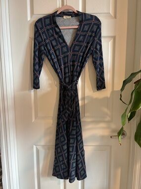 SIYU Wrap Dress Size 6